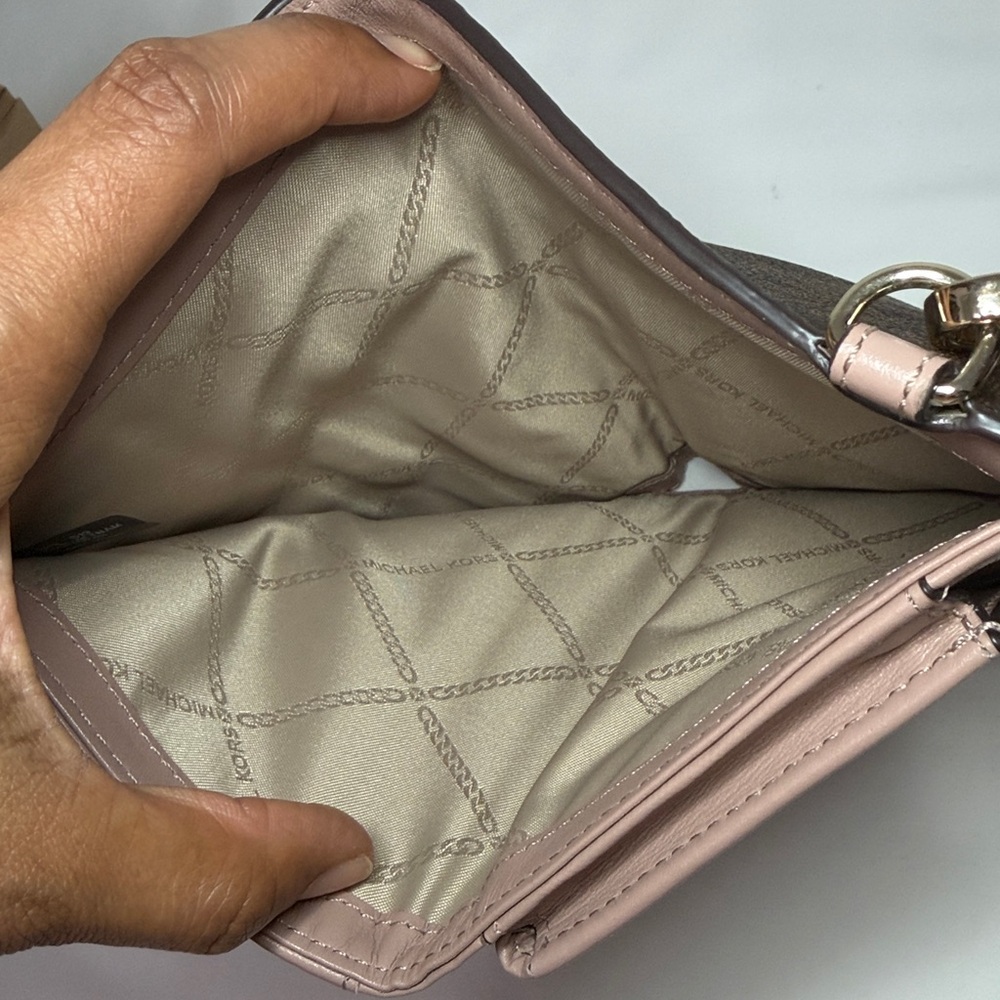 MICHAEL MICHAEL KORS‎ Adele Logo Smartphone wristlet Wallet - Picture 7 of 12